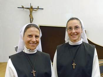 Sœur Marie du Sacré Cœur et Sœur Cécilia