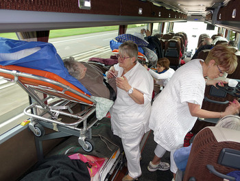 14 mai - Le transport des malades en car