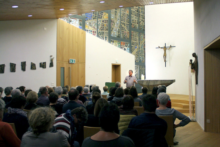 Bernard Miserez en conférence