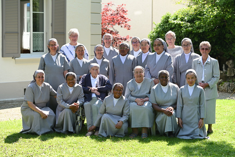 Soeurs de St Paul de Chartres