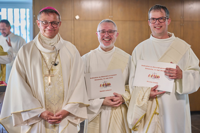 De gauche à droite : Mgr Felix Gmür, Daniel Lattenzi, Nicolas Godat |©José R. Martinez