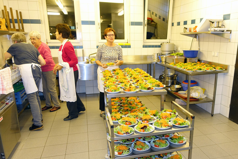 Thé-vente missionnaire 2016 Delémont