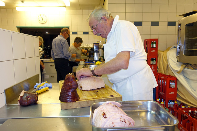 Thé-vente missionnaire 2016 Delémont