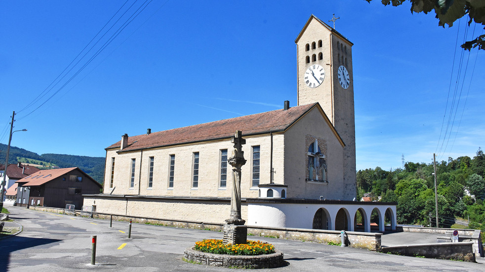 L’église de Fontenais est la seule du Jura à avoir bénéficié des talents du Groupe de St-Luc | © Grégory Roth