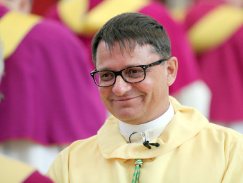 Mgr Felix Gmür, lors de la communion