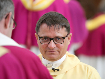 Mgr Felix Gmür, lors de la communion