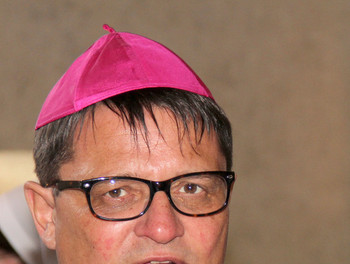 Mgr Felix Gmür en soutane 