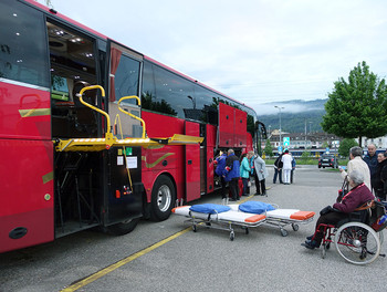 14 mai - Le transport des malades en car