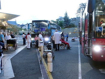 14 mai - Le transport des malades en car