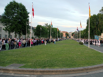 16 mai - Procession de la lumière