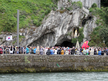 17 mai - Lourdes