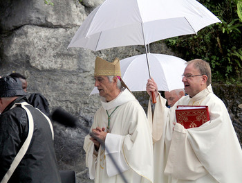 18 mai - Messe à la grotte