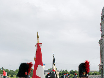 19 mai - Militaires dans la ville