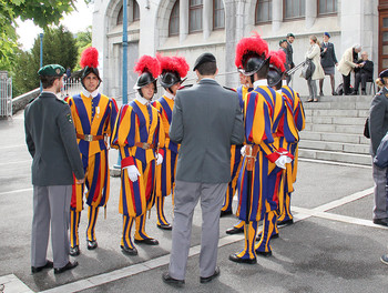 19 mai - Militaires dans la ville