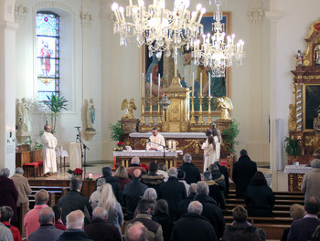 25 décembre : messe de Noël radiodiffusée depuis Montfaucon