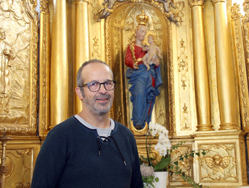 Didier Berret devant Notre-Dame du Vorbourg