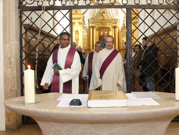 L'arrivée à l'autel avec Abhishek Kumar Gali, Bernard Miserez et Didier Berret