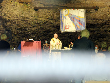 Assomption à la grotte Sainte-Colombe 