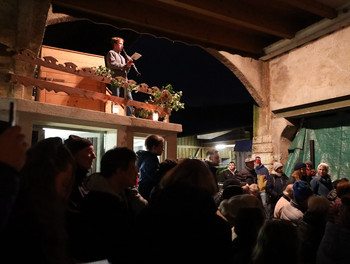 célébration œcuménique du 24 décembre adaptée aux familles à la ferme de la famille Gafner à Moutier