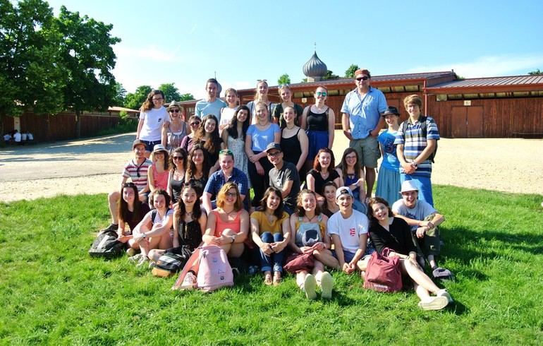 Jeunes à Taizé et à Soleure