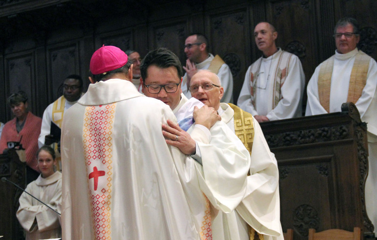 Patrick Godat ordonné diacre à Saint-Ursanne