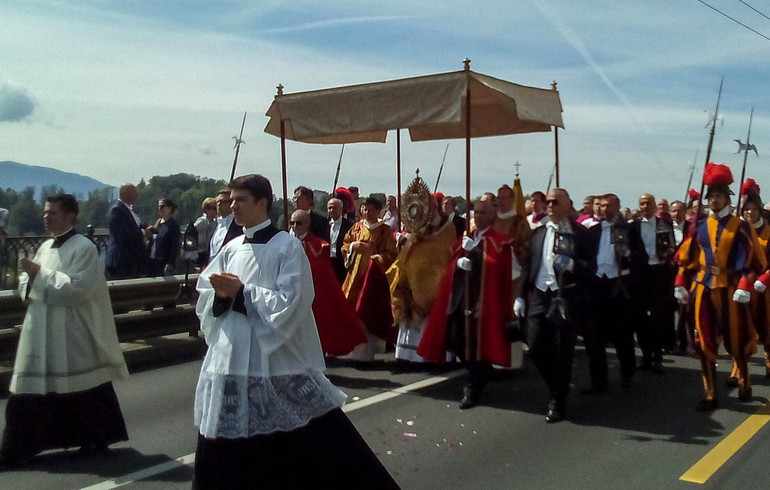 Fête-Dieu en Suisse romande