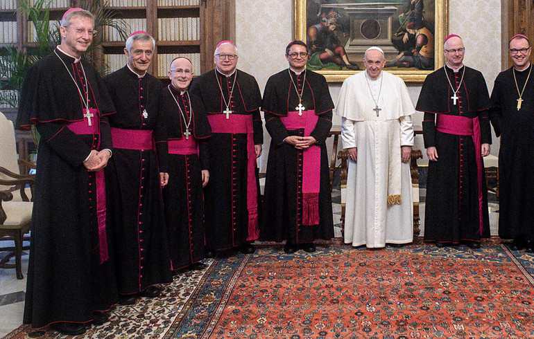Femmes: le pape exhorte les évêques suisses à une perspective synodale