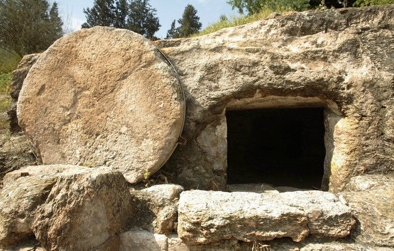 Évangile de dimanche: Qui nous roulera la pierre ?