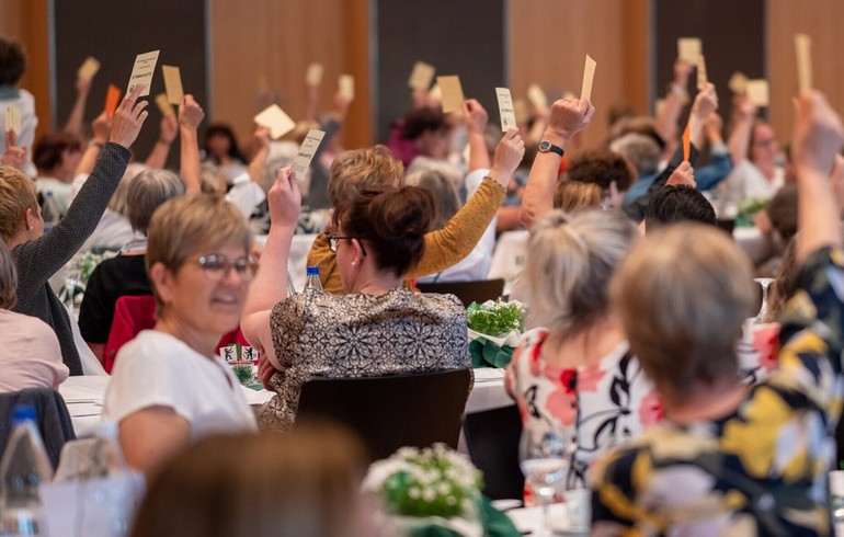 Colloque des évêques et des Femmes catholiques sur la «sacramentalité»