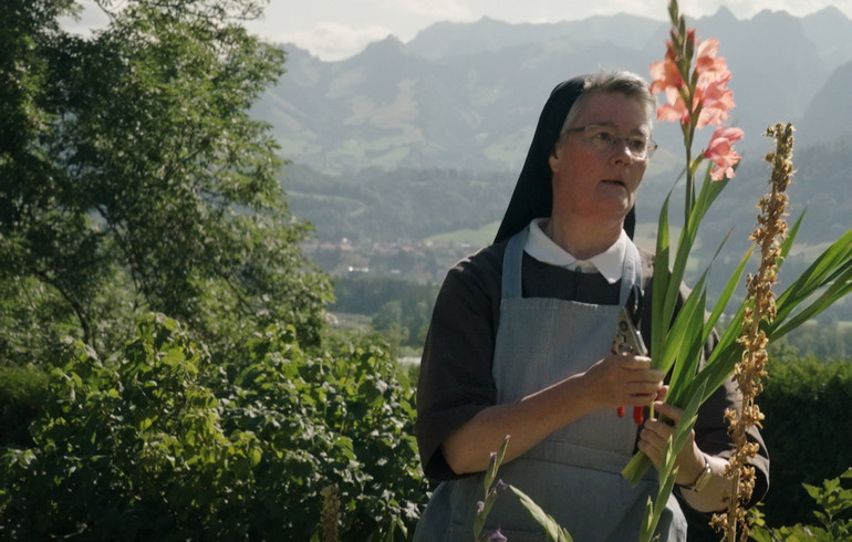 Carmel du Pâquier: à l'école des fleurs 3/3