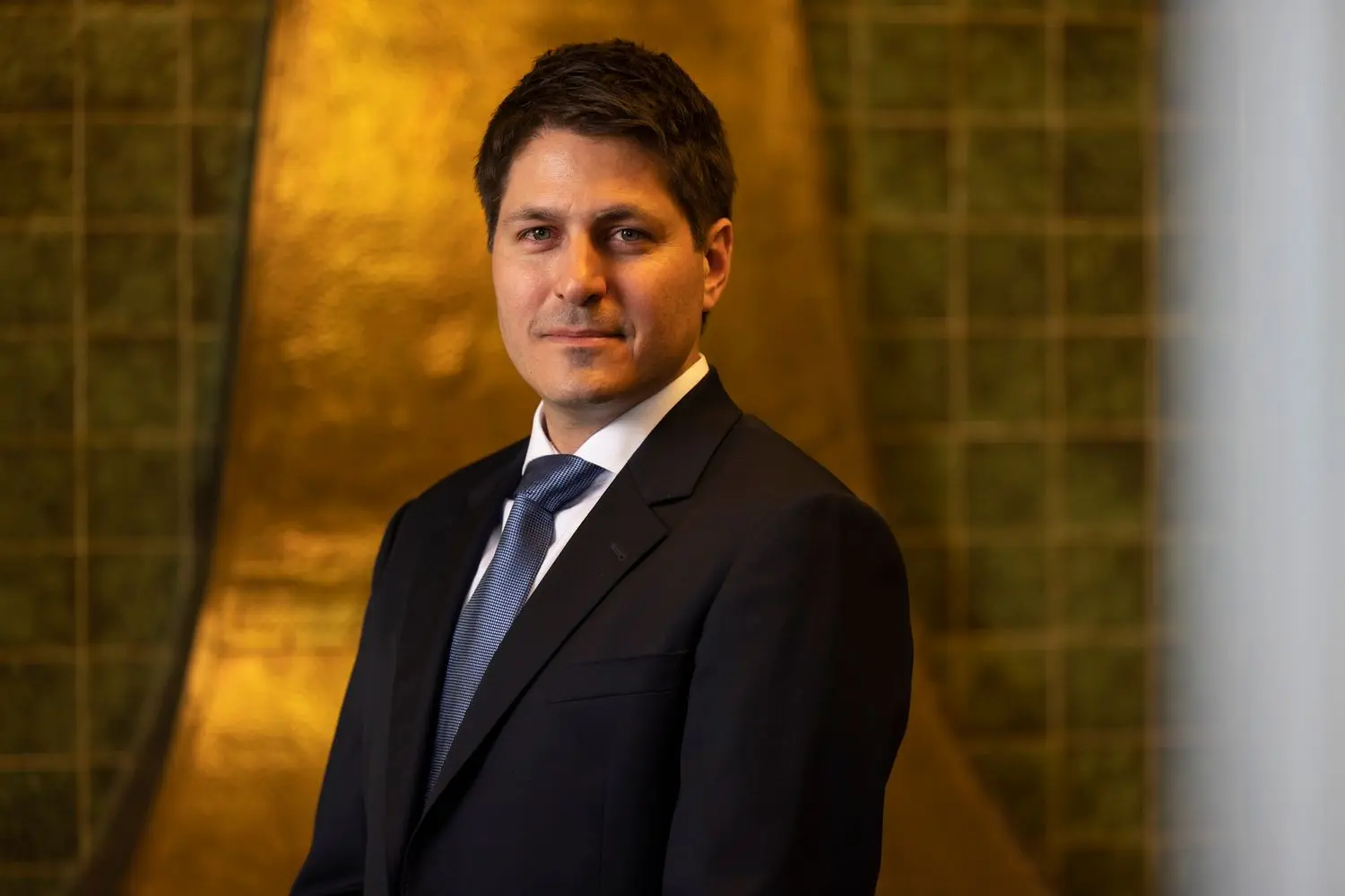 Dr. Michael Daphinoff
