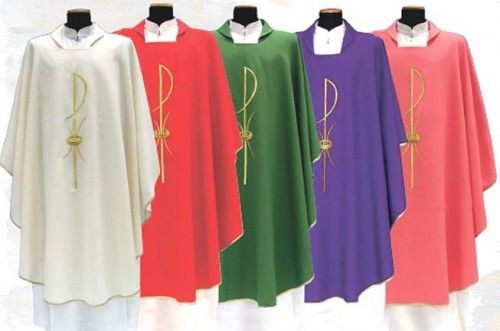 Les couleurs et vêtements liturgiques