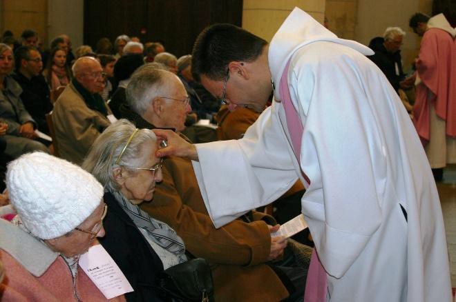 Onction des malades en communauté
