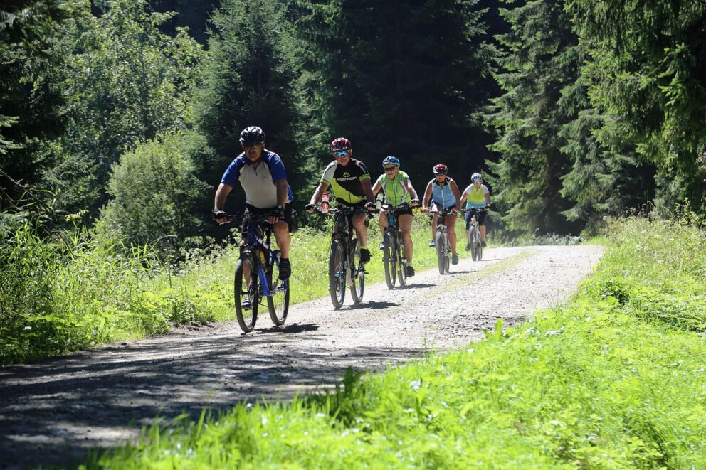 Vélo, découverte et prière