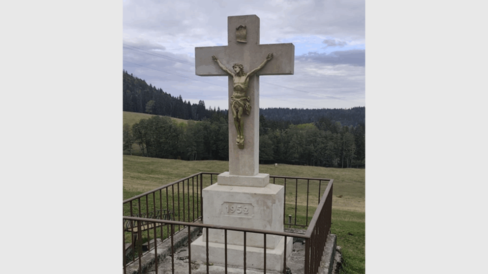 Les croix du Bémont et de La Bosse retrouvent tout leur éclat